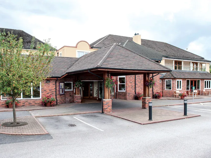 Cottons Hotel and Spa - Image 1