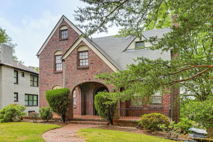 2 Mi to Uptown! Group-friendly Home w/ Game Room - Image 1