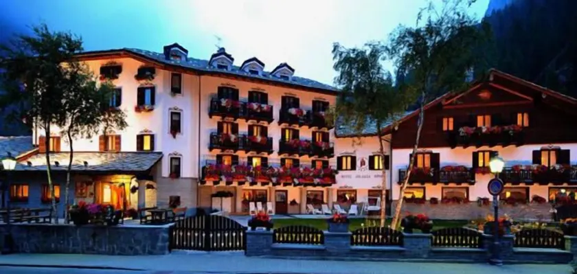 Hotel Jolanda Sport - Image 1