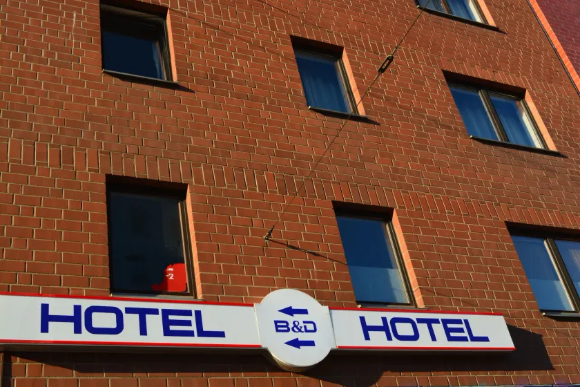 B&D Hotel - Image 1