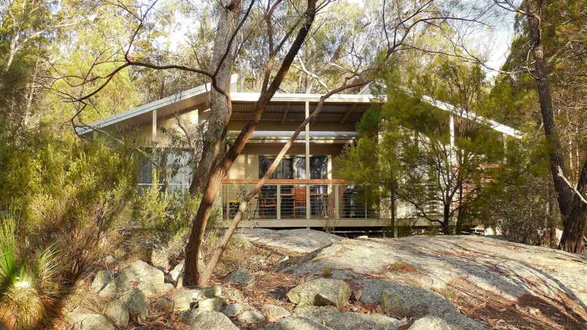 31 The Rocks - Image 1