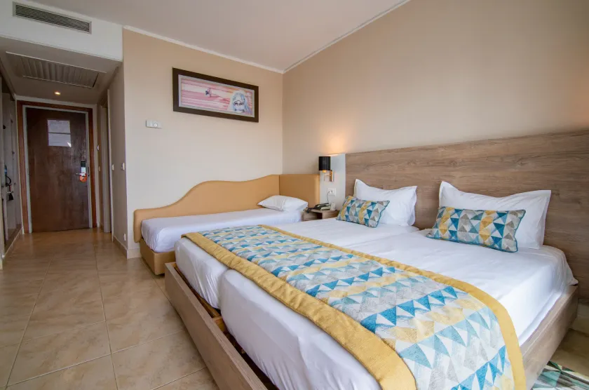 Riadh Palms Resort & Spa - Image 1
