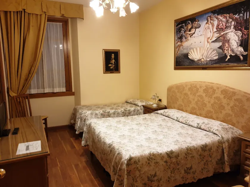 Hotel La Rosa - Image 1
