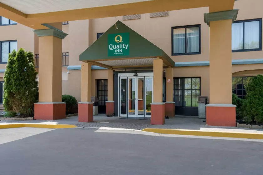 Quality Inn Near Princeton - Image 1
