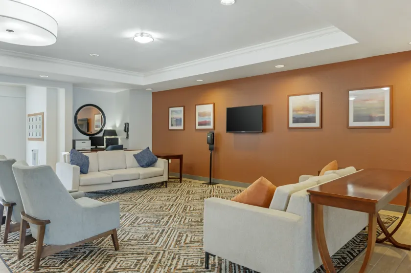 Candlewood Suites Indianapolis East by IHG - Hall