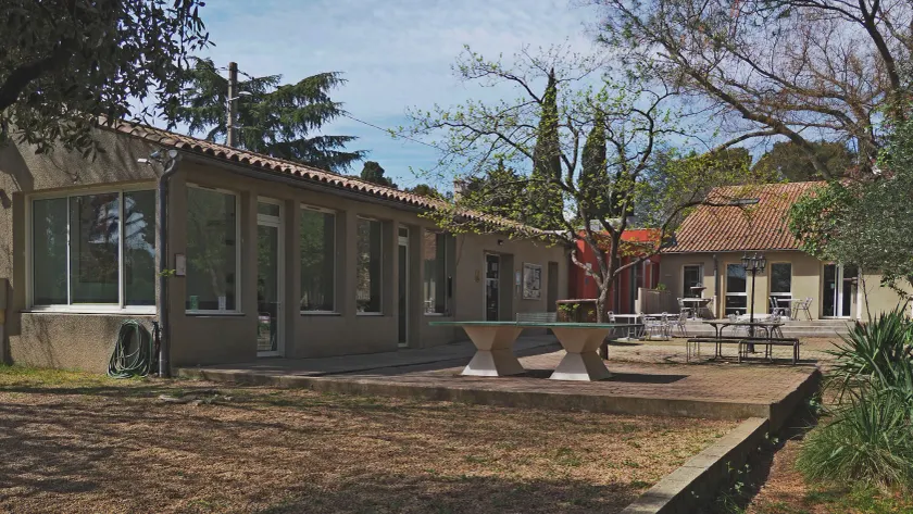 Auberge de Jeunesse HI Nîmes - Image 1
