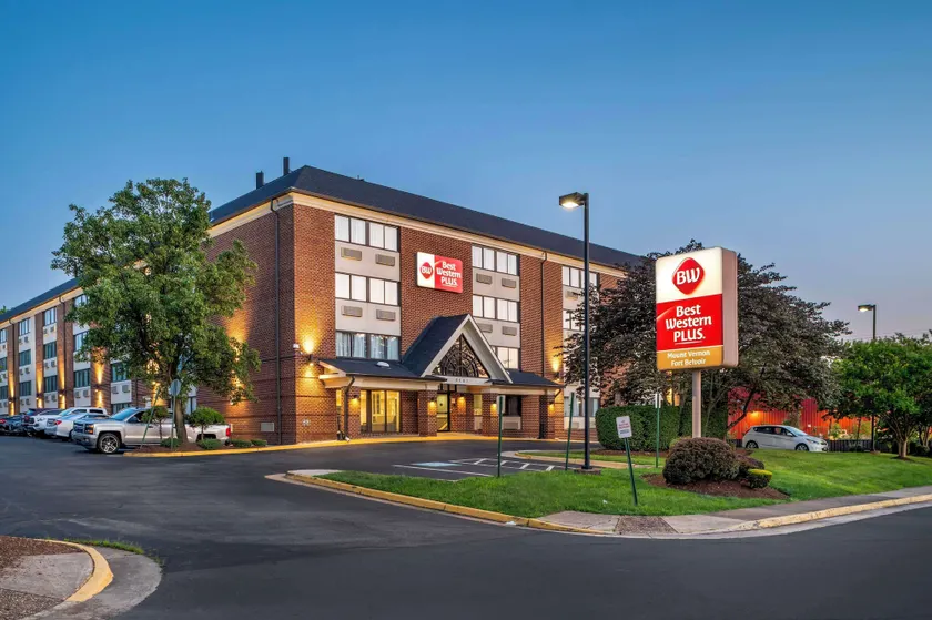 Best Western Plus Alexandria Fort Belvoir - Image 1