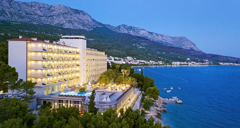 Bluesun Hotel Jadran - Image 1