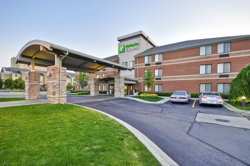 Holiday Inn Express Romulus / Detroit Airport by IHG - Image 1
