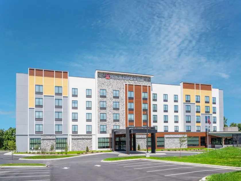 Hilton Garden Inn Jeffersonville Louisville North - Image 1