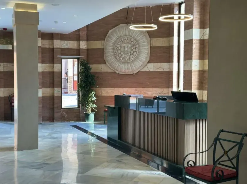 Hotel Nova Roma - Image 1