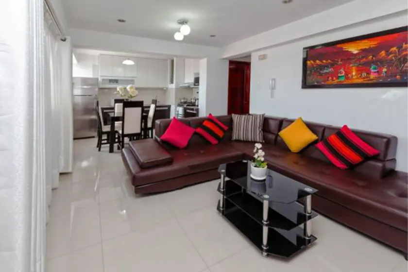 Luxury Inka Apartments - Image 1