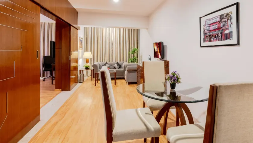 SFO Hotel and Suites - Image 1