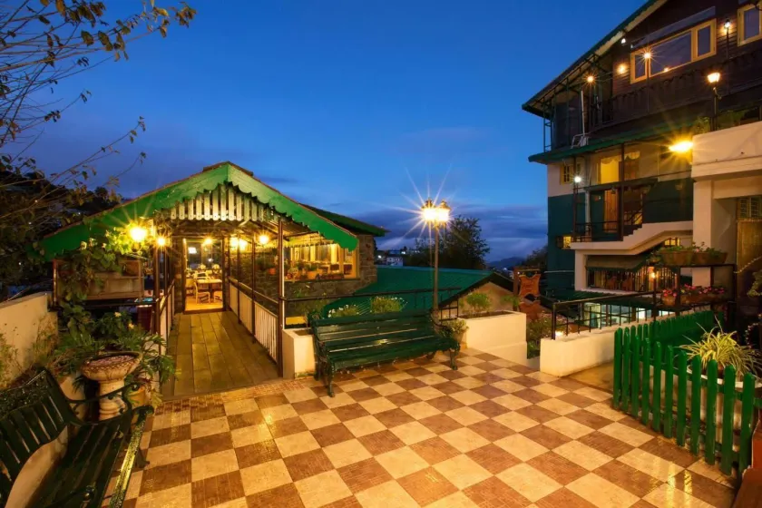 Pine Borough Inn - Image 1