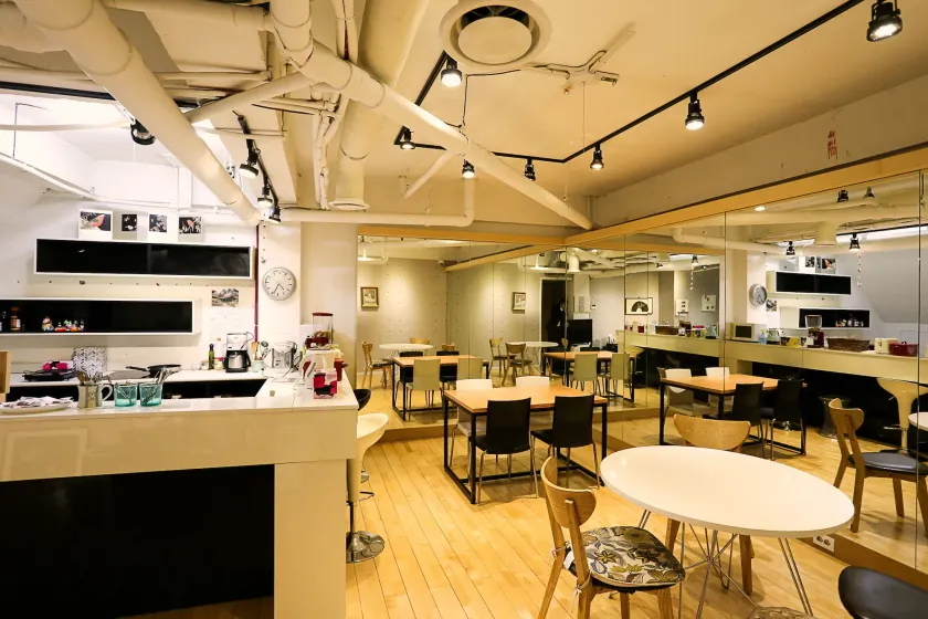 Mama Guesthouse Myeongdong - Image 1