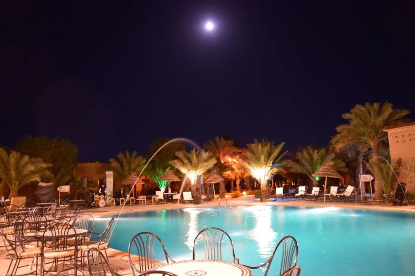 Palm's Hotel Club - Image 1