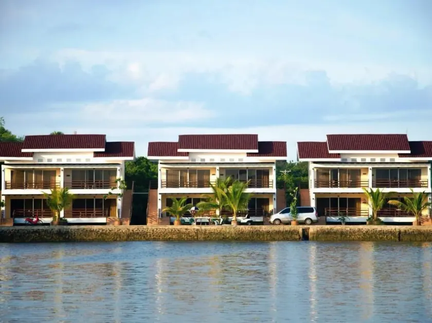 Papakit's Marina and Fishing Lagoon powered by Cocotel - Image 1