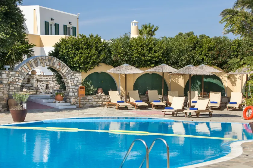 Hotel Asteras Paradise - Image 1