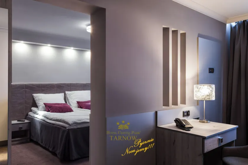 Hotel Cristal Park - Image 1