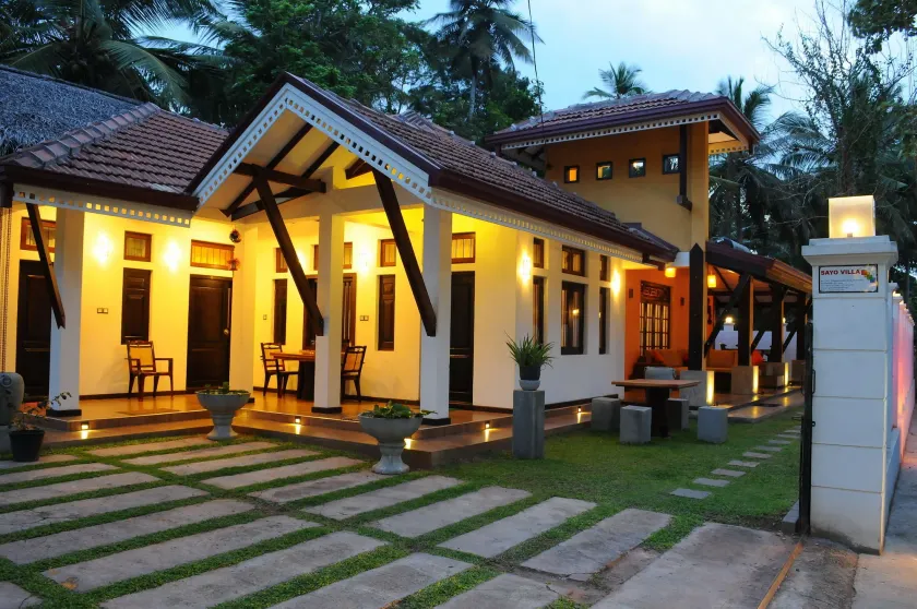 Sayo Villa - Image 1