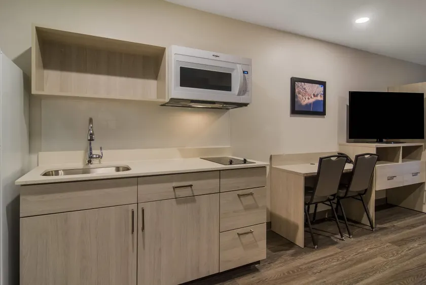WoodSpring Suites Jacksonville Orange Park - Image 1