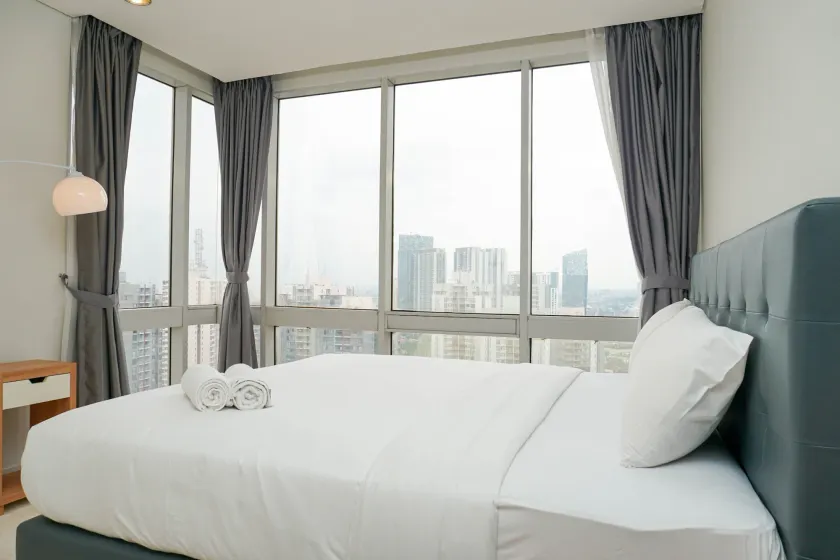 Relaxing 2BR at The Empyreal Condominium Epicentrum Apartment By Travelio - Image 1