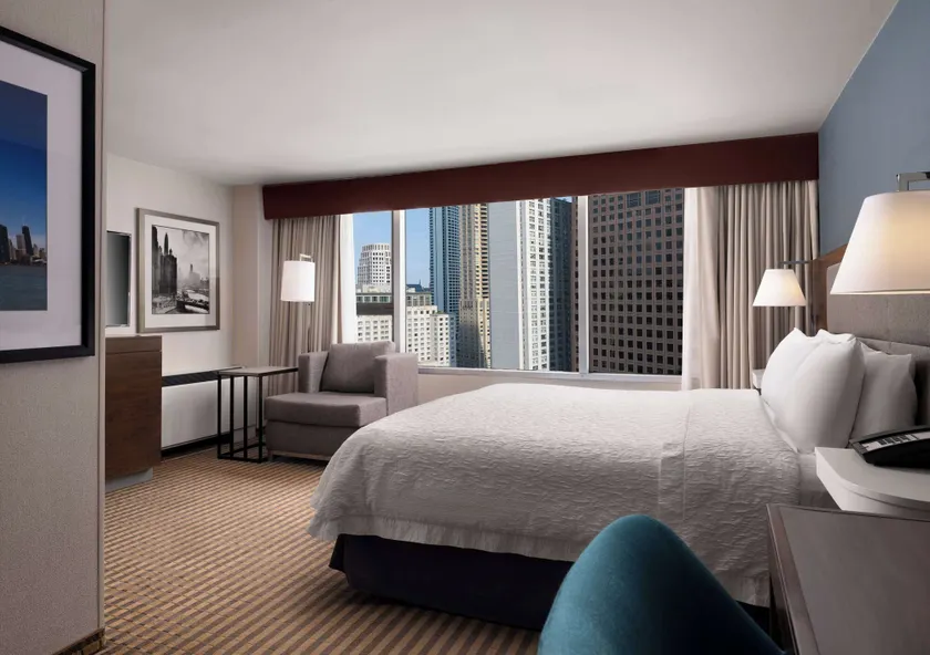 Hampton Inn Chicago Downtown/Magnificent Mile - Image 1