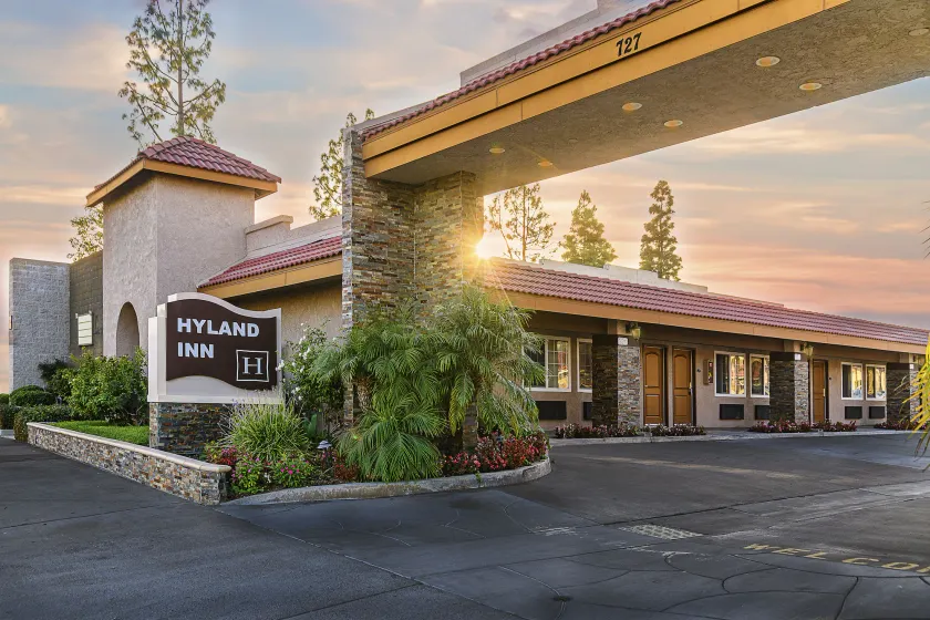 Hyland Inn Brea - Image 1