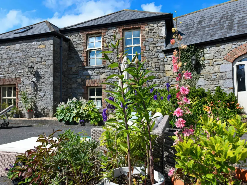 Coach House - Image 1