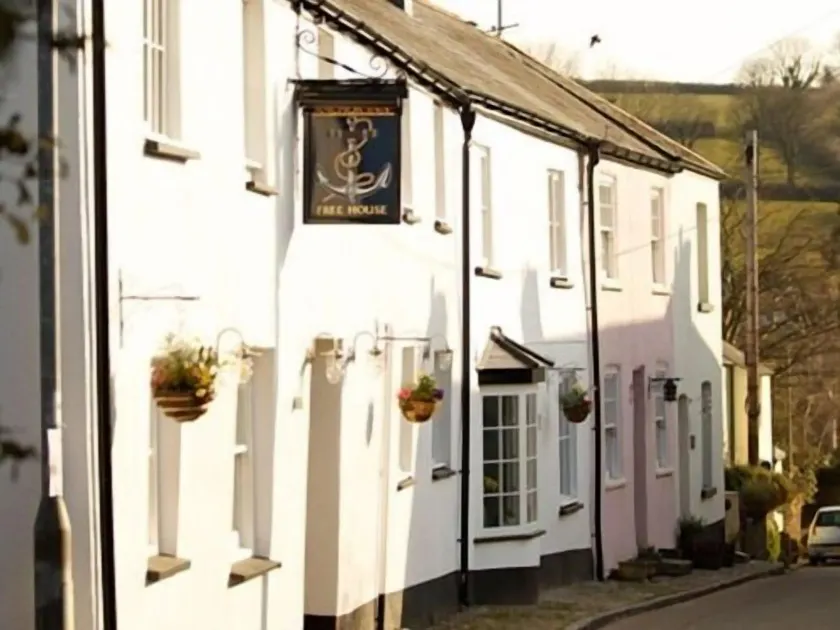 Anchor Inn - Image 1