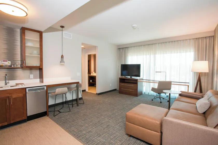 Residence Inn by Marriott Cincinnati Midtown/Rookwood - Image 1