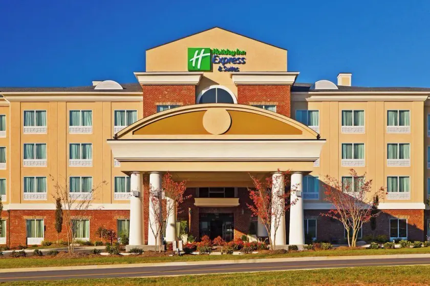 Holiday Inn Express Hotel & Suites Ooltewah Springs - Chattanooga by IHG - Image 1