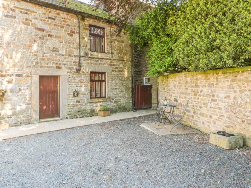 Garden Cottage - Image 1