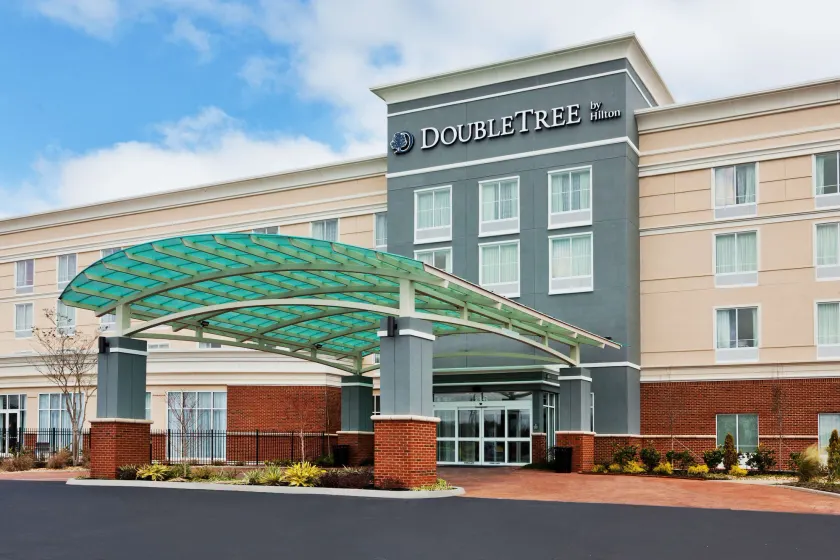 DoubleTree by Hilton Dothan, AL - Image 1