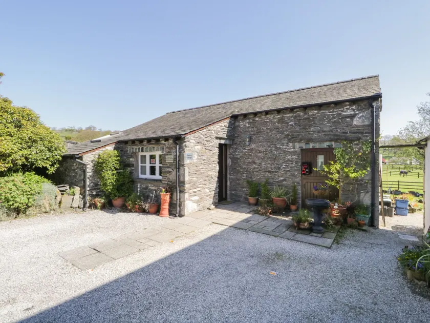 Topiary Cottage - Image 1