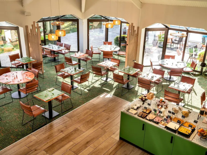 Ibis Styles Lisieux Normandie - Image 1