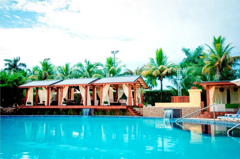 Torarica Resort - Image 1