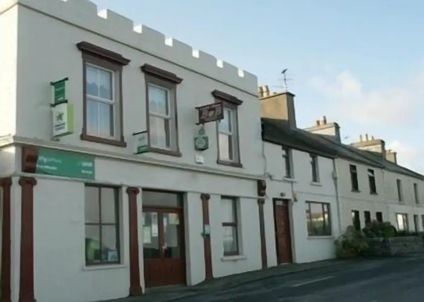 Castlehouse B&B - Image 1