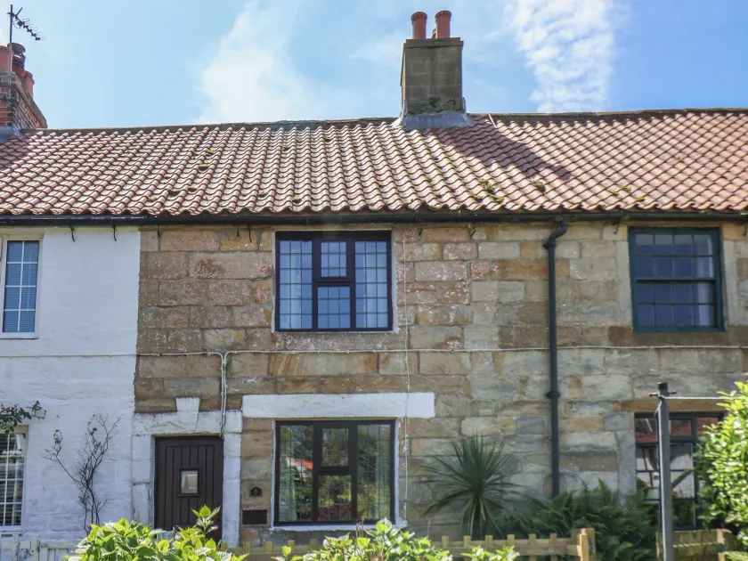 Lion Cottage - Image 1