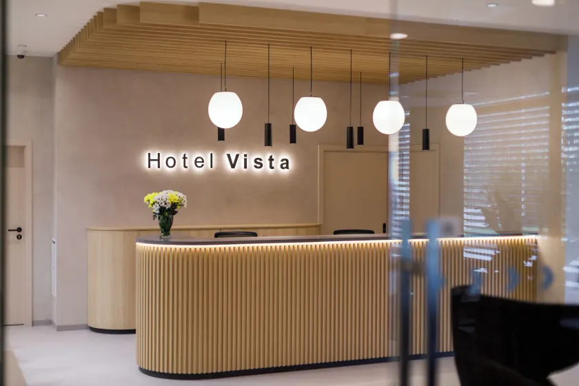 Hotel Vista - Image 1