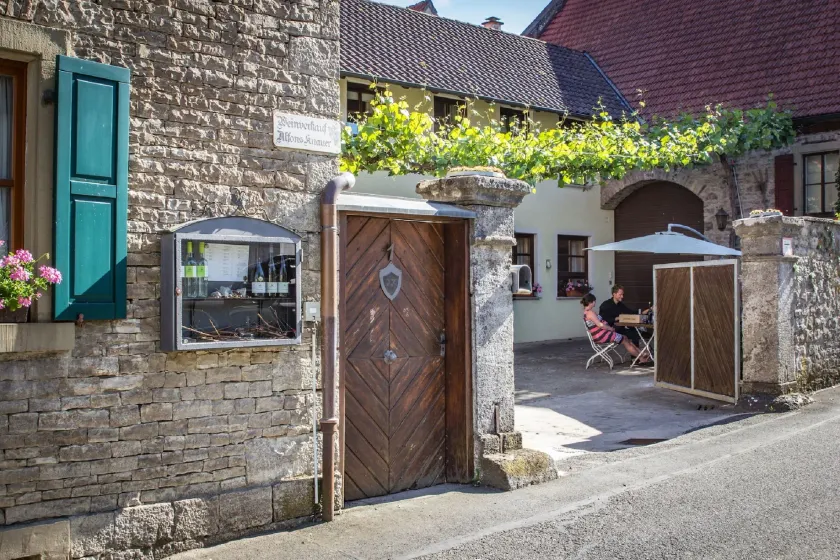 Weingut Knauer - Image 1