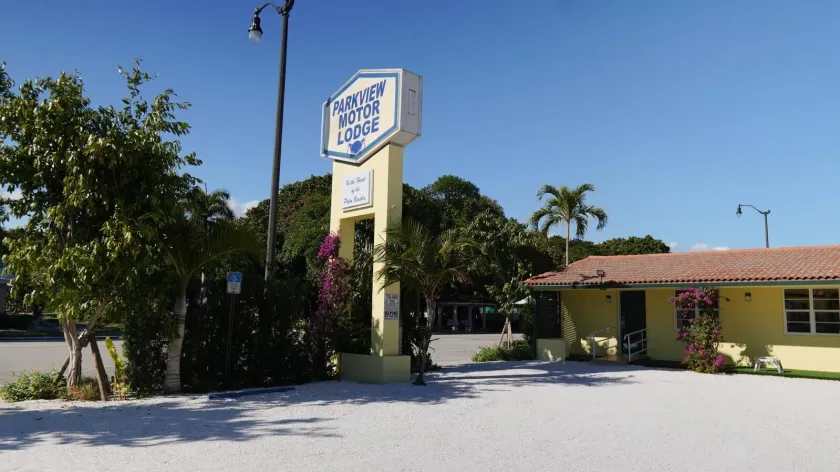 Parkview Motor Lodge - Image 1
