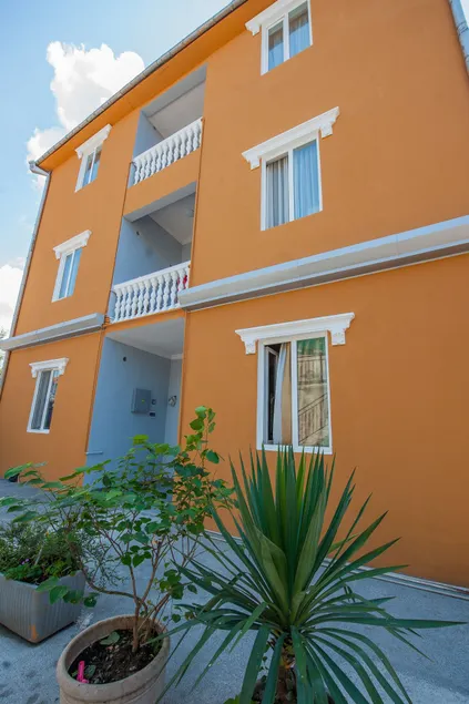 HOTEL COSMOS - Image 1