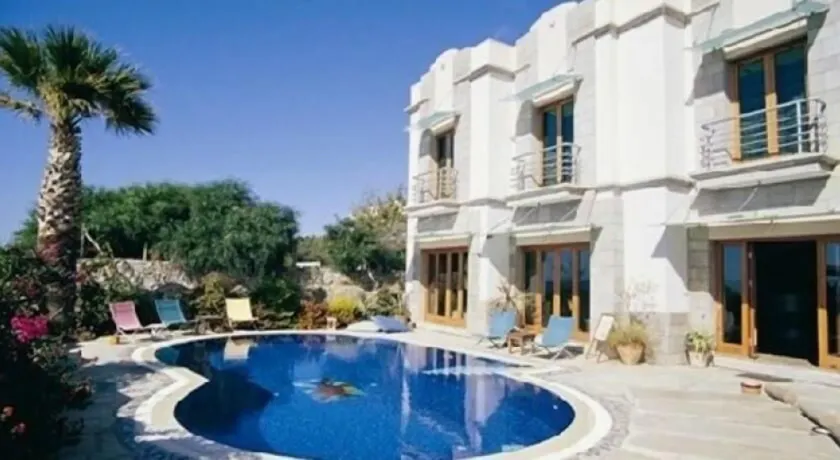 Maira Beach - Image 1