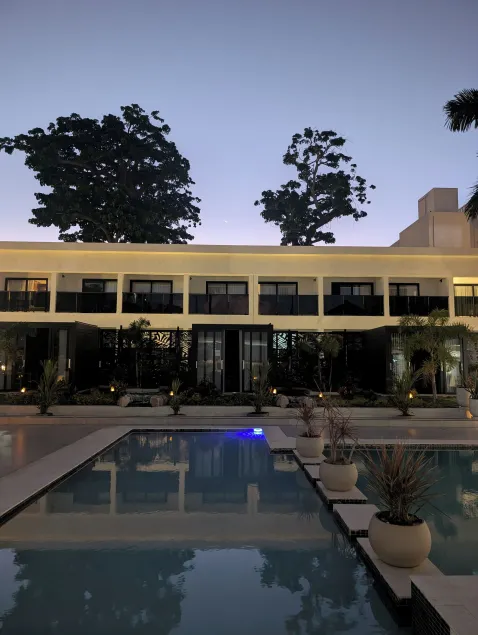 The Garden Hotel Mandeville - Image 1