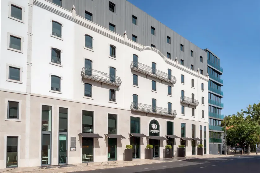 DoubleTree by Hilton Hotel Lisbon - Fontana Park - Image 1