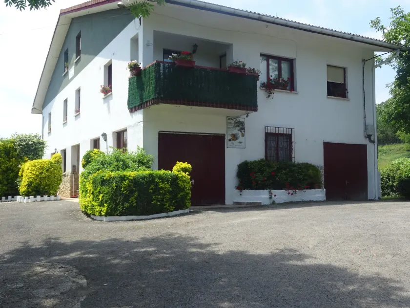 Casa Rural Arratzain - Image 1