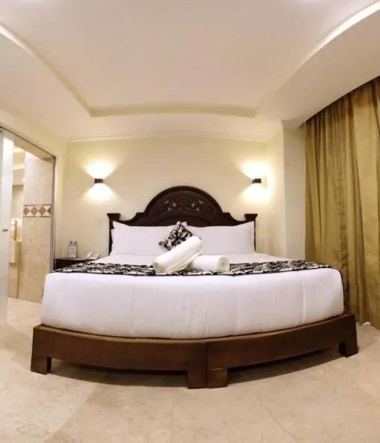Hotel Real de la Peña Ezequiel Montes  - Image 1