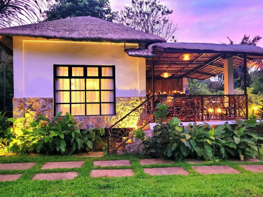 Modern Bahay Kubo near Tagaytay - Casita Anahaw - Image 1