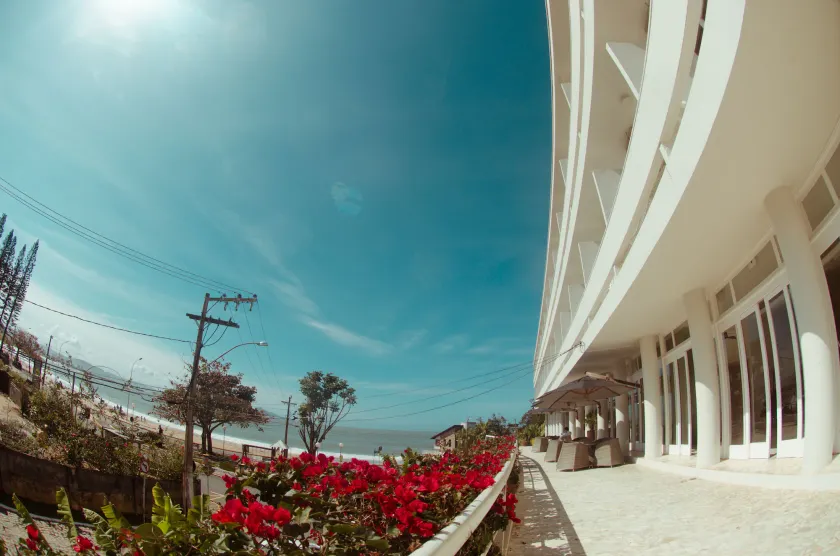 Hotel Marambaia Cabeçudas - frente mar - Image 1